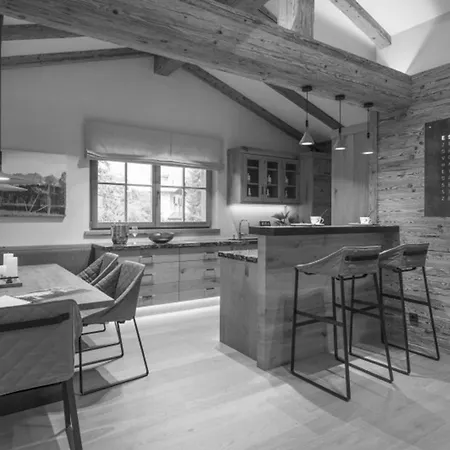 아파트 Entire Chalet With Pool And Sauna Bled-Recica