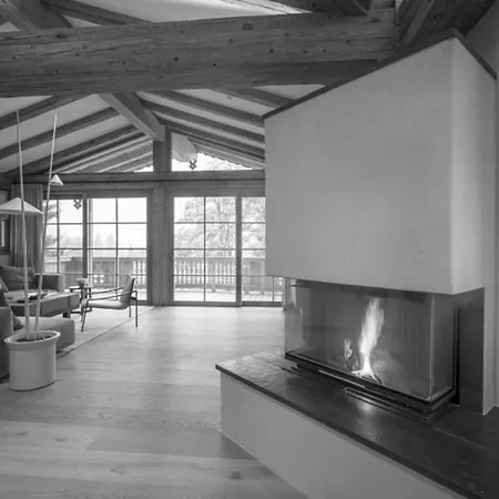 아파트 Entire Chalet With Pool And Sauna