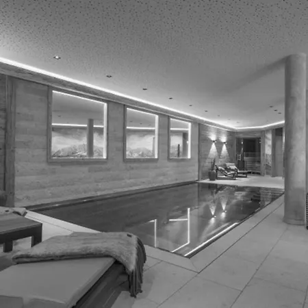 아파트 Entire Chalet With Pool And Sauna